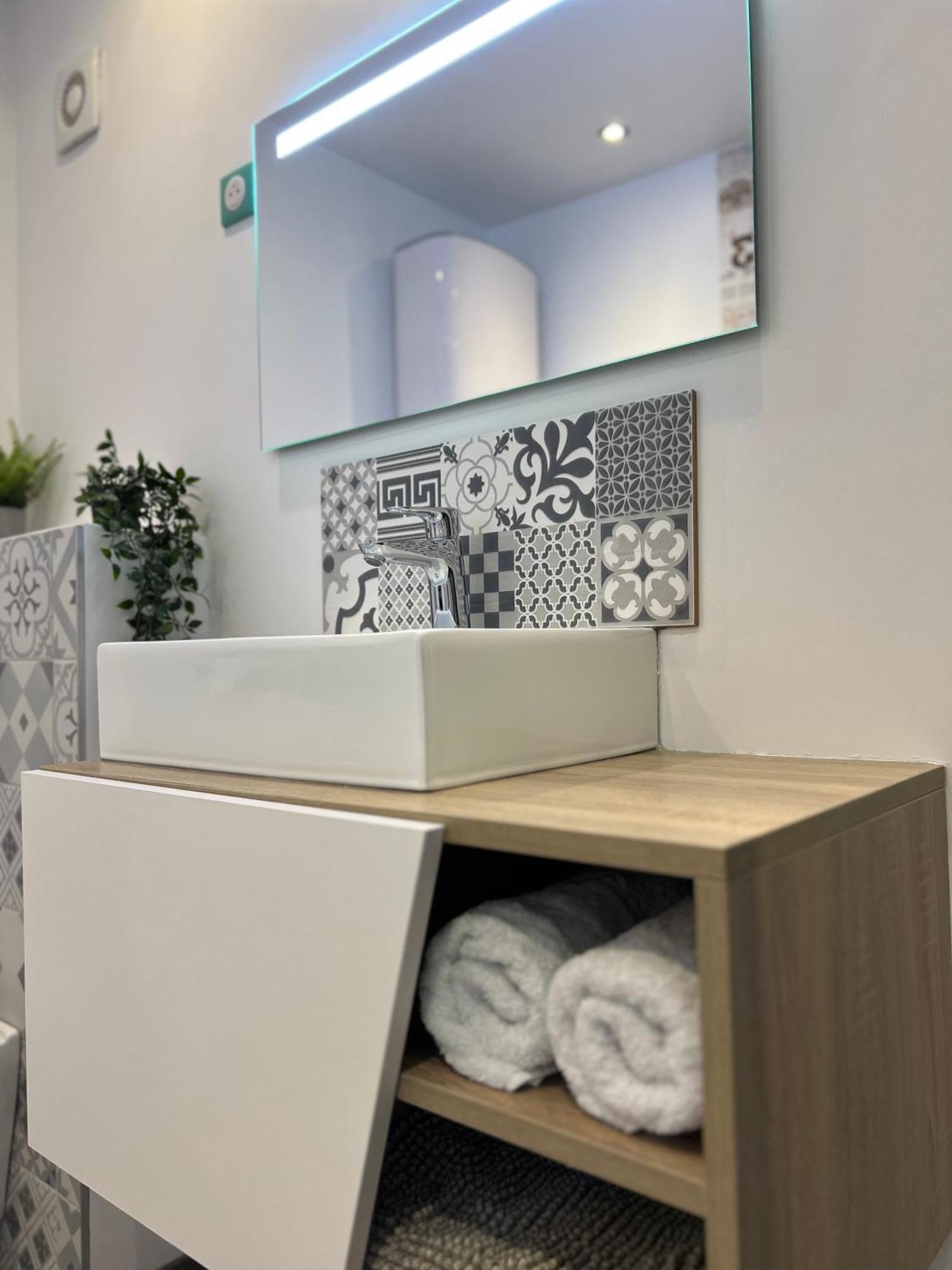 Apartmán Les Haltes De La Rive Gauche Sury-pres-Lere Exteriér fotografie